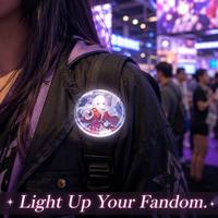 Badge LED Anime Personnalisé 52mm Lumineux Clignotant, Bouton Broche Personnage de Dessin Animé, Accessoire Cosplay pour Fans, Idéal pour Conventions et Événements