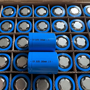 Ricaricabile in fabbrica ICR batteria agli ioni di 26350 ricaricabile 3.7v 2000mah 3C a carica rapida agli ioni di litio per utensili elettrici - Product Image 6
