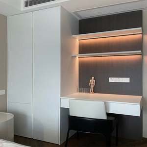 Diseño de Armario Multifuncional con Muebles de Mesa para Dormitorio de Madera - Product Image 4