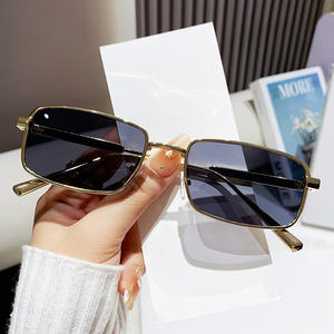 2026年ヴィンテージスクエアティンテッド高品質カラフルサングラスゴールドシルバースモールフレームサングラスメタルアイウェア - Product Image 5