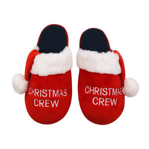 Zapatillas de dormitorio cómodas suaves de invierno personalizadas para adultos, Zapatillas de casa antideslizantes peludas, zapatillas bonitas de elfo de Navidad - Product Image 2