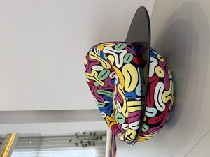 Fauteuil d'appoint Saturn <span class=keywords><strong>Planet</strong></span>, chaise longue ronde en mousse moulée avec imprimé graffiti et plateau latéral, chaise amusante - Product Image 4