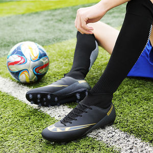 2023 haut haut et bas haut 35-47 grande <span class=keywords><strong>taille</strong></span> chaussures <span class=keywords><strong>de</strong></span> Football en plein air chaussures d'entraînement <span class=keywords><strong>de</strong></span> Football sport confortable élastique chaussures <span class=keywords><strong>de</strong></span> Football - Product Image 1