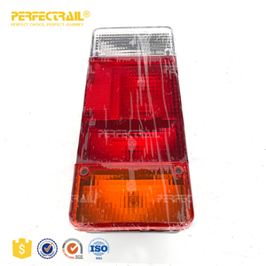 PERFECTRAIL 4808772 pièces automobiles <span class=keywords><strong>feu</strong></span> arrière droit pour <span class=keywords><strong>Iveco</strong></span> <span class=keywords><strong>Daily</strong></span> II Bus 1991-1999 OEM 4810321 26 4808774 1907700 - Product Image 4