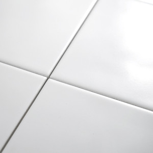 Piastrella Bianca Delhi 13x13cm 9mm Finitura Satinata Bordi Irregolari - Product Image 6