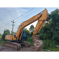 Excavatrice sur chenilles d'occasion Hyundai R225LC-7, poids opérationnel 22100 kg, équipement de construction avec moteur et propulseur