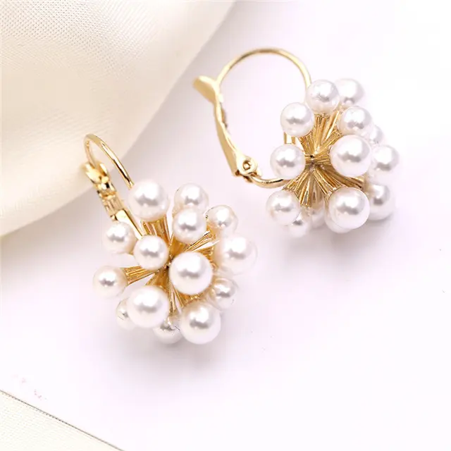 Boucles d'oreilles rétro Gold pour femmes, bijoux en Bronze Antique plaqué or, forme de fleur, crochet en forme de perle, nouvelle collection