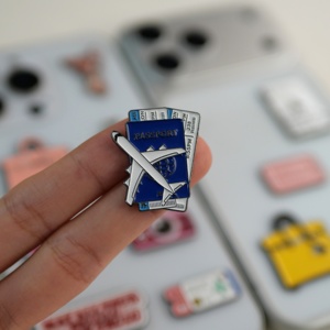 Pegatinas de Lujo para Teléfono con Diseño de Ciervo <span class=keywords><strong>Bambi</strong></span>, Esmaltadas en Zinc y Hierro, Electrochapadas y en Relieve, para Bolsos, Equipaje, Cámaras, Pasaportes y Aviones - Product Image 4