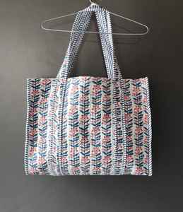 Bolsa de Mano de Algodón Orgánico con Estampado Artesanal, Reversible, Grande, Tipo Jola, para Compras, Viajes y Uso Diario - Product Image 1