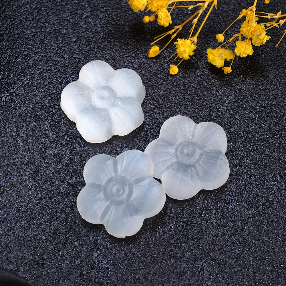 Wholesale Natural Selenite flower Healing stone Crystal Crafts Carved Quartz Crystal Angel