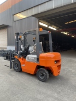 Chariot élévateur diesel 2T, chariot élévateur diesel robuste, chariot élévateur rotatif à 360 degrés