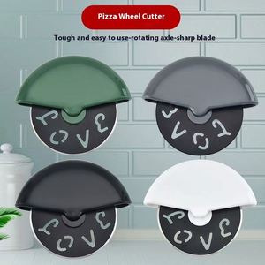 Couteau à pizza oscillant rond jetable, outil de cuisine pour la découpe et la répartition de pizzas, type professionnel, vente en gros - Product Image 3