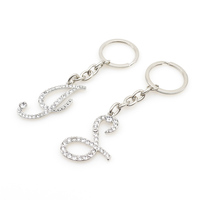 LLavero de aleación de zinc personalizado para mujer, signo de alfabeto de resina, dije de metal, inicial, inglés antiguo, a-z, Diamante de imitación, letra, llavero