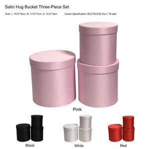 กล่องดอกไม้สามชิ้นทรงกลมสีขาวและสีชมพูบรรจุดอกไม้สำหรับงานแต่งงานและวันแม่ - Product Image 5