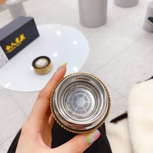 Botella de Agua de Acero Inoxidable de 500 ml con Cristales de Diamantes de Imitación, Taza con Pantalla de Temperatura Inteligente, Tapa de Regalo para <span class=keywords><strong>Mujer</strong></span> - Product Image 4