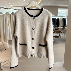 Cárdigan de Punto con Cuello Redondo, Estilo Casual y Transpirable para Mujer, en Lana/Cachemira Beige Chic, con Logotipo Frontal, para Otoño e Invierno - Product Image 1