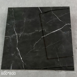 Carreaux <span class=keywords><strong>de</strong></span> sol en porcelaine polie haute brillance 800x800, aspect marbre noir, carreaux muraux en céramique pour <span class=keywords><strong>salle</strong></span> <span class=keywords><strong>de</strong></span> <span class=keywords><strong>bain</strong></span>, <span class=keywords><strong>décoration</strong></span> intérieure <span class=keywords><strong>de</strong></span> villa - Product Image 4