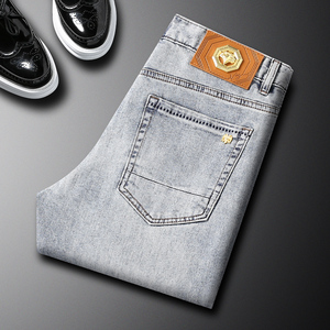 <span class=keywords><strong>Jeans</strong></span> morbidi e sottili europei di fascia alta da uomo alla moda elasticizzati larghi <span class=keywords><strong>grigio</strong></span> <span class=keywords><strong>chiaro</strong></span> pantaloni Casual di personalizzazione della fabbrica - Product Image 3