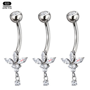 Piercing de nombril en titane motif papillon 10mm G23 ASTM F136 à filetage interne - Product Image 5
