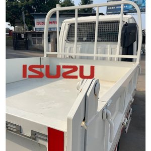 Seulement 1 en stock, tout neuf, camion benne basculante ISUZU diesel automatique mini 4x2 double cabine 1-5 tonnes - Product Image 4