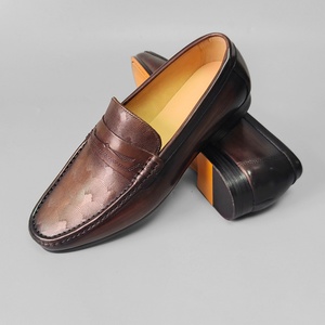 Mocasines de Cuero Genuino para Hombre, Estilo Británico de Alta Gama, Zapatos Transpirables de Verano para Oficina y Carrera Profesional - Product Image 4