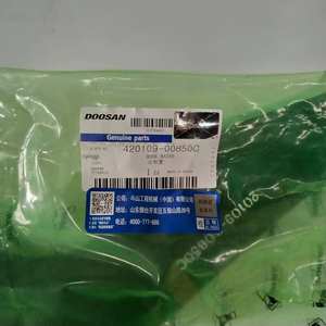 Doosan <span class=keywords><strong>Daewoo</strong></span> Hyunda iショベルDX800LC-5Bウォーターホースオリジナルパーツ420109-00850Cラジエーターウォーターホース - Product Image 3