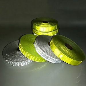 Bande de bordure en PVC réfléchissante à motif quadrillé, jaune et blanc, haute luminosité, pour vêtements de sécurité et véhicules d'ingénierie (en rouleau) - Product Image 5
