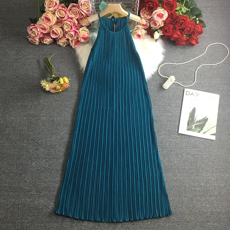 Plus Size Women's Dress Spring New Korean Sleeveless Suspender Skirt Pleated Dress Waist Sleeveless Retro Long Skirt