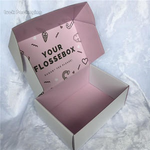 Blanco pequeño logotipo personalizado imprimir moq bajo <span class=keywords><strong>de</strong></span> cartón corrugado <span class=keywords><strong>de</strong></span> embalaje <span class=keywords><strong>de</strong></span> <span class=keywords><strong>ropa</strong></span> <span class=keywords><strong>de</strong></span> la caja <span class=keywords><strong>de</strong></span> envío <span class=keywords><strong>para</strong></span> <span class=keywords><strong>ropa</strong></span> - Product Image 1