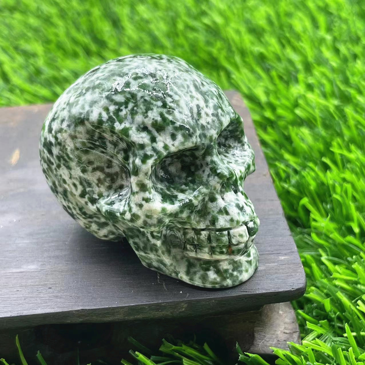 Jade punto verde