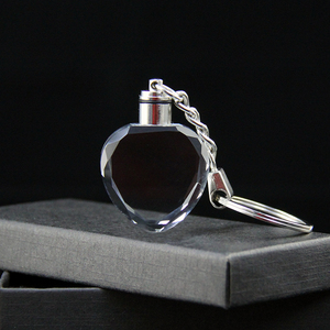 พวงกุญแจคริสตัล K9 ดีไซน์ใหม่ปี 2026 รูปหัวใจ แก้วใส สำหรับทำของที่ระลึกส่งเสริมการขาย - Product Image 4