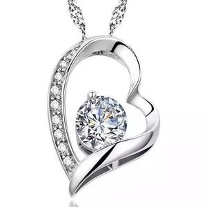 Oem M 0546 Chapado en platino CZ corazón colgante collar encanto Formal elegante regalo para novia cuatro estaciones - Product Image 1