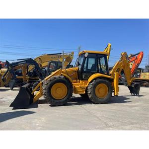 Chargeuse-pelleteuse sur pneus d'occasion JCB 3CX de 8 tonnes, flexible et polyvalente, pour le nivellement des sites de puits de gaz shale, idéale pour tous les terrains - Product Image 2
