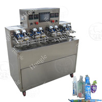 Machine de remplissage, de scellage et d'emballage de sachets en forme de bouteille d'eau pure