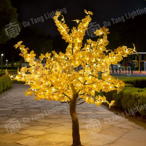 Luces LED IP65 de color blanco cálido con forma de flor de cerezo para árboles de exterior, para espacios comerciales y decoraciones de eventos. - Product Image 4