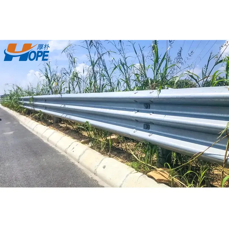 Proveedores de China Puente rentable Aashto M180 W-beam Haz de chapa de acero corrugado para barandilla de carretera W-beam