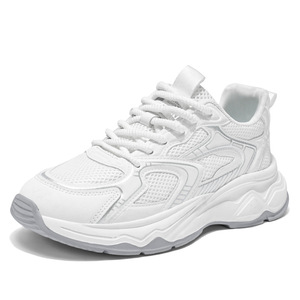 Chaussures de course décontractées respirantes en maille à lacets pour hommes, style automne, semelle épaisse, rehaussantes, souples, blanches, style couple pour femmes - Product Image 6