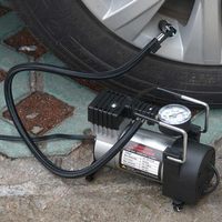 Ménage électrique Mini compresseur d'air voiture électrique Portable Auto numérique gonfleur de pneu métal voiture compresseur d'air