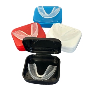 กล่องใส่ฟันยางกันกระแทกสำหรับเล่นกีฬา กล่องเก็บฟันยางกันกระแทก <span class=keywords><strong>ปิด</strong></span>แบบ Snap Lock พร้อมรูระบายอากาศ - Product Image 4