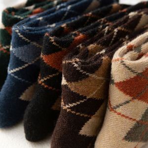 2022 New Wholesale Ladies Thick <b>Wool</b> Crew Winter Calcetin Chaussettes Plaid Pattern Woolen <b>Socks</b> Women Unisex - Product Image 4