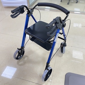 Deambulatore Rollator Più Venduto con Ruote e Sedile <span class=keywords><strong>per</strong></span> <span class=keywords><strong>Disabili</strong></span> e Anziani - Product Image 5