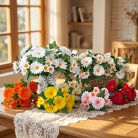 Buket Gerbera Daisy Buatan dari Sutra, Bunga Palsu, Ikat Tangan, Dekorasi & Perlengkapan Pernikahan, Dekorasi Vas Meja Rumah