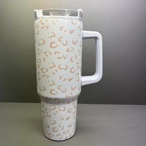 Mug de voyage isotherme en acier inoxydable de 40 oz, style sport, avec poignée et couvercle, imprimé léopard multicolore, pour utilisation en voiture - Product Image 6