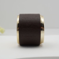 Bouchon de bouteille de parfum en bois personnalisable de haute qualité couvercle à vis en plastique ABS pour pulvérisateur bouchon de parfum noir