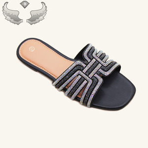 High-quality <b>Summer</b> Durable Wholesale Comfortable Flat Sandals and <b>slippers</b> Lightweight Casual and Durable Women's Sandals - Product Image 5