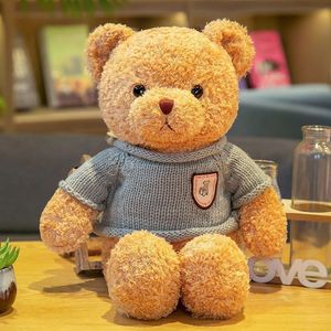 Vente en gros de cadeaux de poupées ours en peluche de haute qualité et de coffrets cadeaux de poupées ours en peluche en tenue de pull pour mariage en 2026 - Product Image 6