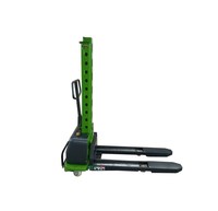 Empileur semi-électrique compact d'une capacité de 700kg, transpalette à pied pour levage à faible volume