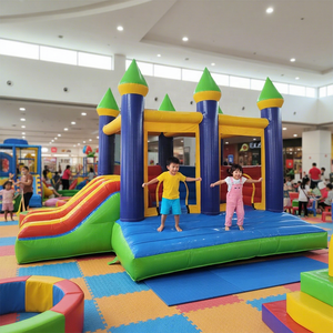 Château gonflable combiné 3 tours arc-en-ciel avec toboggan, château gonflable pour enfants à triple piste avec tour violette pour jardin - Product Image 2