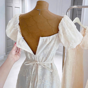 Robe longue décontractée unie en tissu tissé, col rond, manches lanternes, coupe ajustée, respirante, taille naturelle éco-responsable - Product Image 2