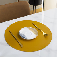 Vente à chaud Salle à manger de luxe personnalisée Soft Safe Double face antidérapant Faux cuir Sets de table classique en gros ensemble pour cuisine salle à manger